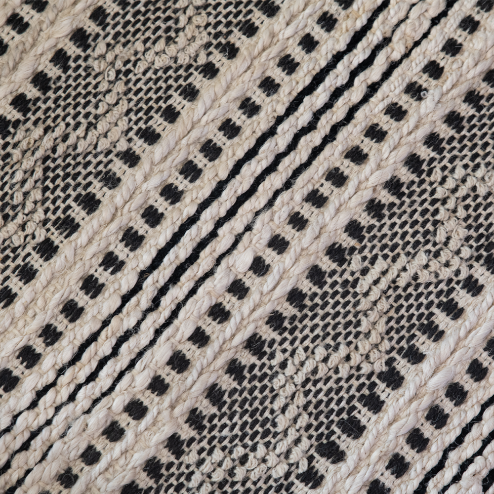 Dwell Chic-Black and Natural 2x3 Rug-Rug